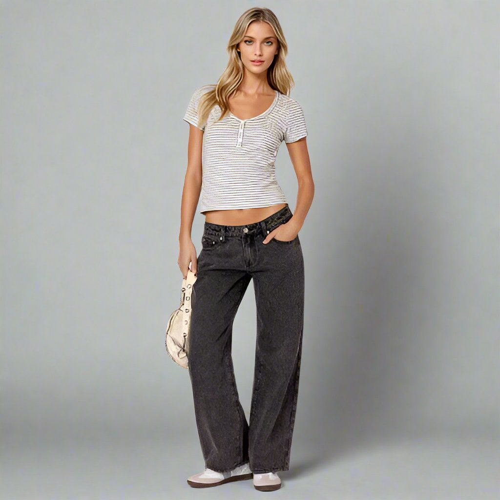 Nora Low-Rise Straight-Leg Jeans - Black